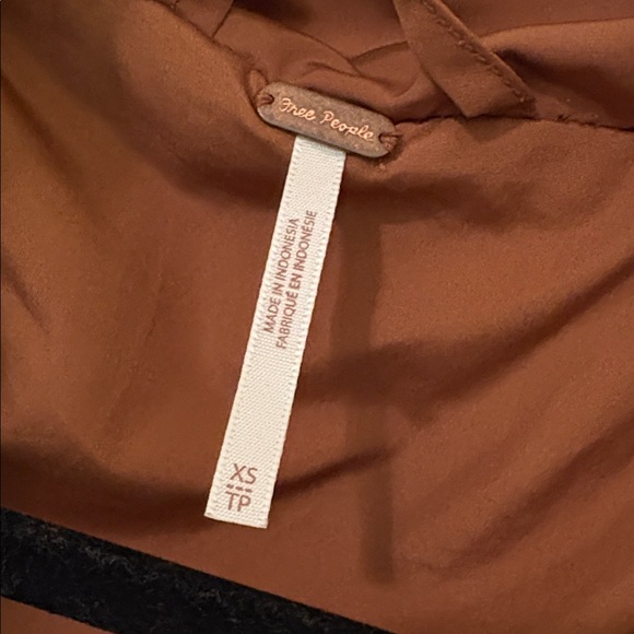 Free People Rust/Brown color Puffer Jacket - Picture 3 of 4